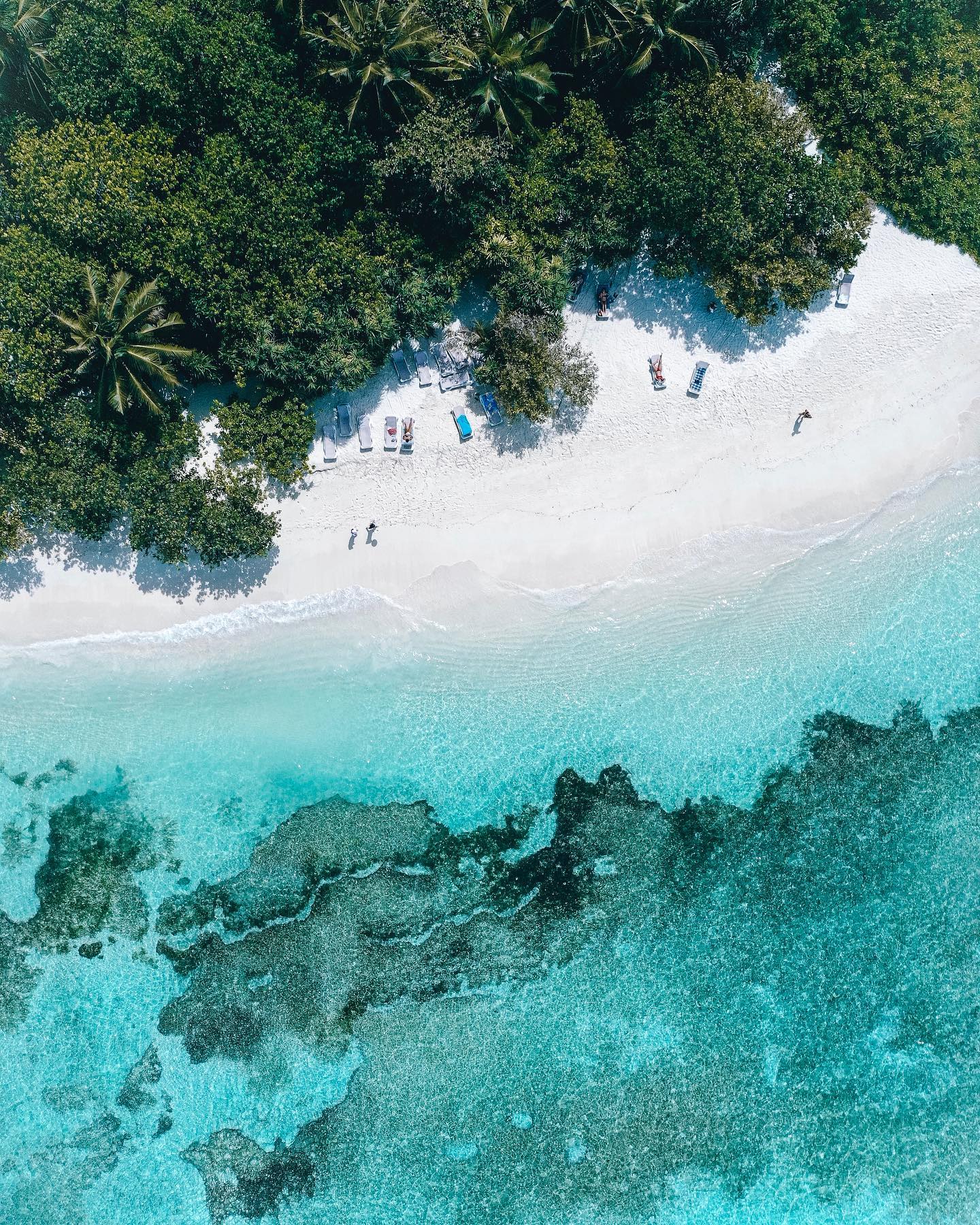 Rasdhoo Bikini Beach