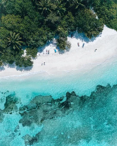 Rasdhoo Bikini Beach